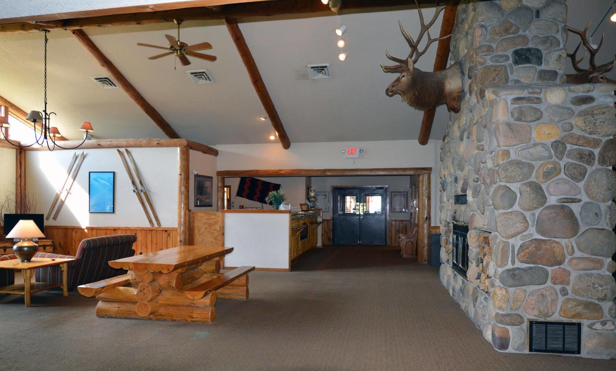 Bucks T4 Lodge Big Sky Esterno foto